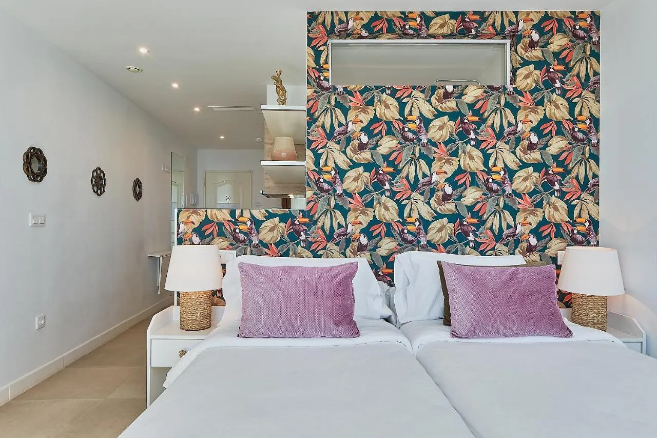 Suite Deluxe Face Mer Apart מאלגה דירה